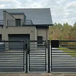 Wilga House 1 *