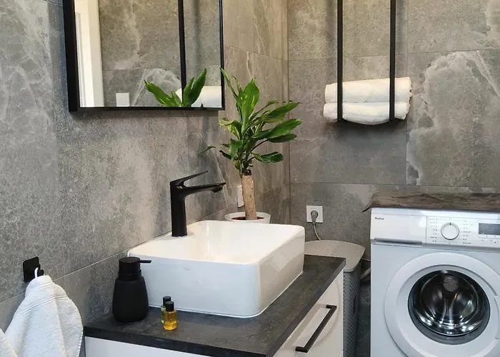 Wilga House 1 Villa *